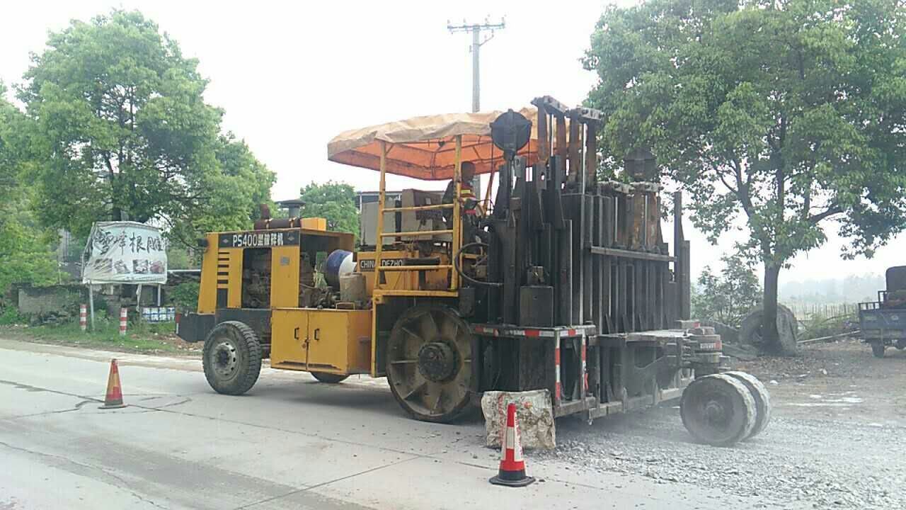 多錘頭破碎機(jī)