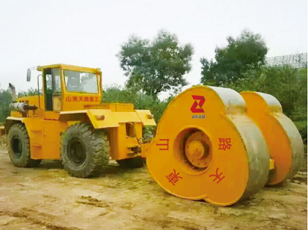沖擊壓路機(jī)租賃