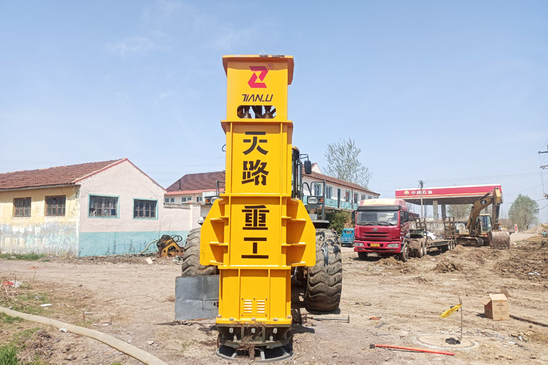 TRA40高速液壓夯實(shí)機(jī)